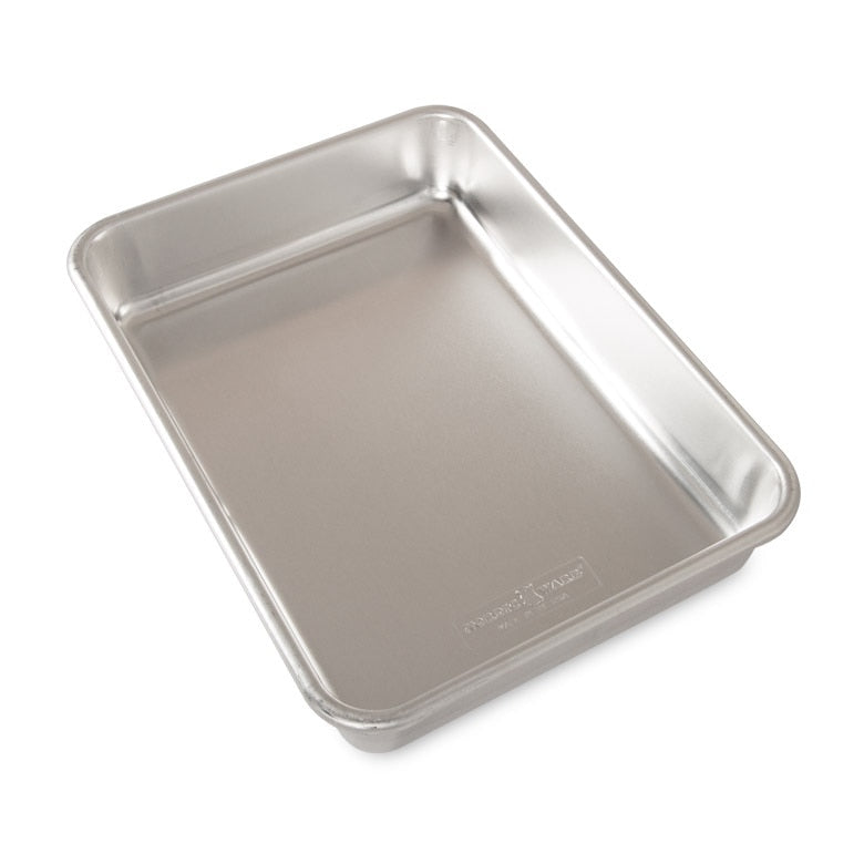 Nordic Ware Naturals 9 inch Square Cake Pan with Lid - The Tree