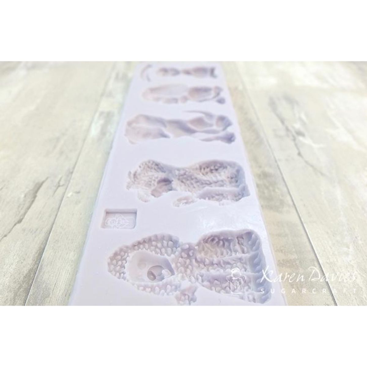 Karen Davies Dogs By Alice Mold