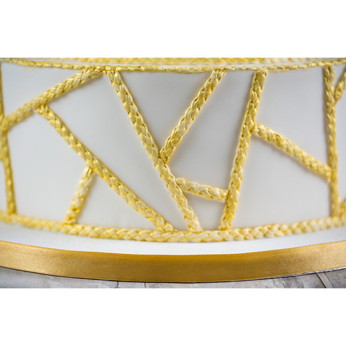 Karen Davies Plaited Borders 2017 Mold