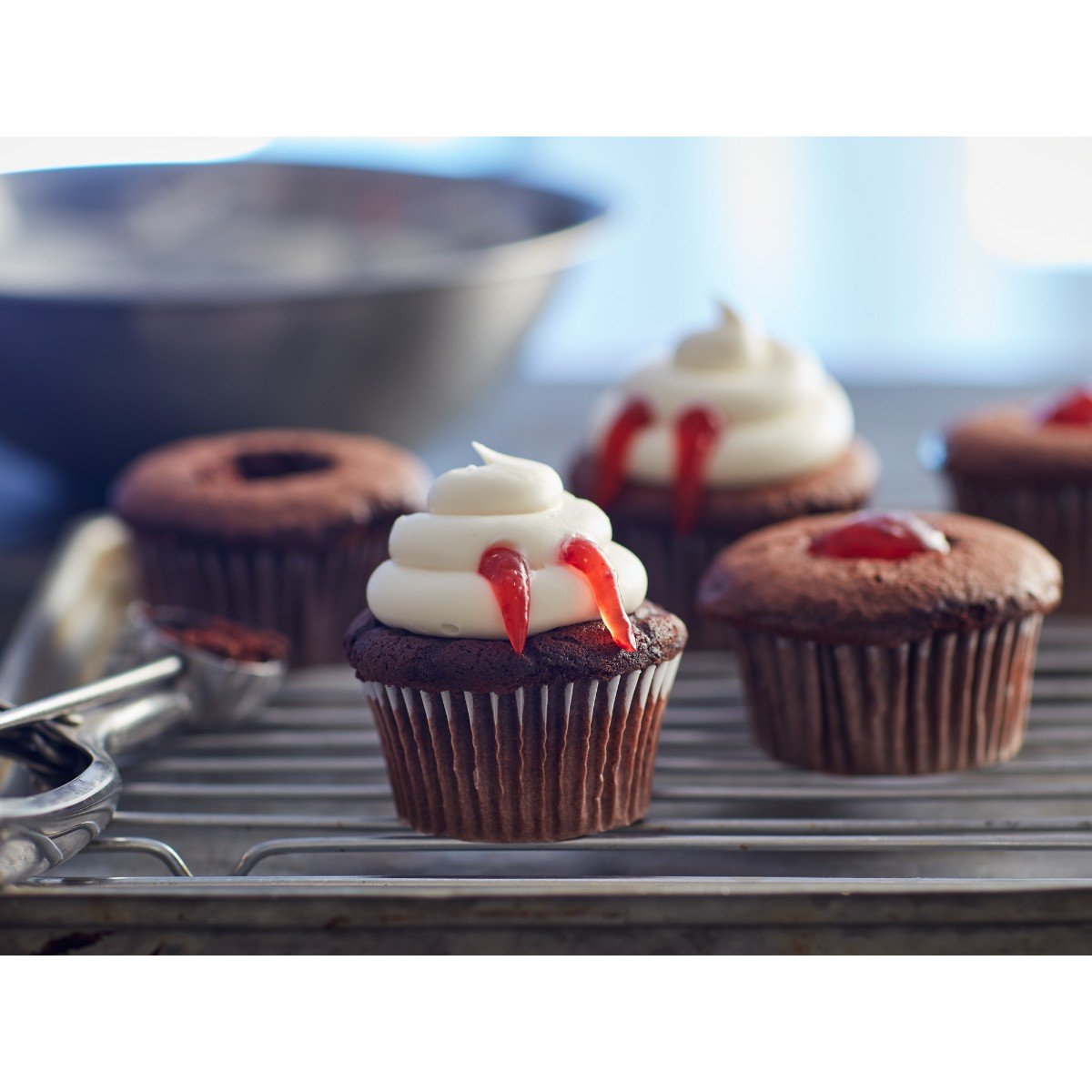 Pillsbury™ Bakers Plus Dark Devil's Food Cake Mix 50 lb Bag Pillsbury Mix - Bake Supply Plus