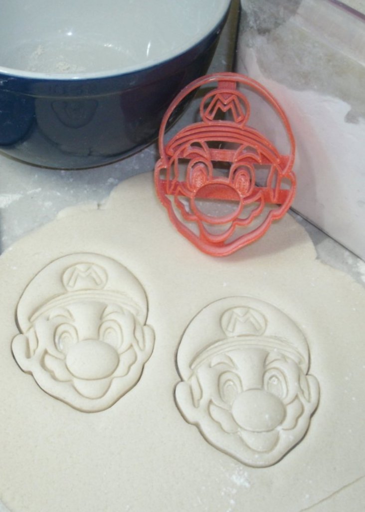 YNG Super Mario Face Fondant Cutter