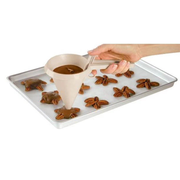 Embudo de caramelo Wilton