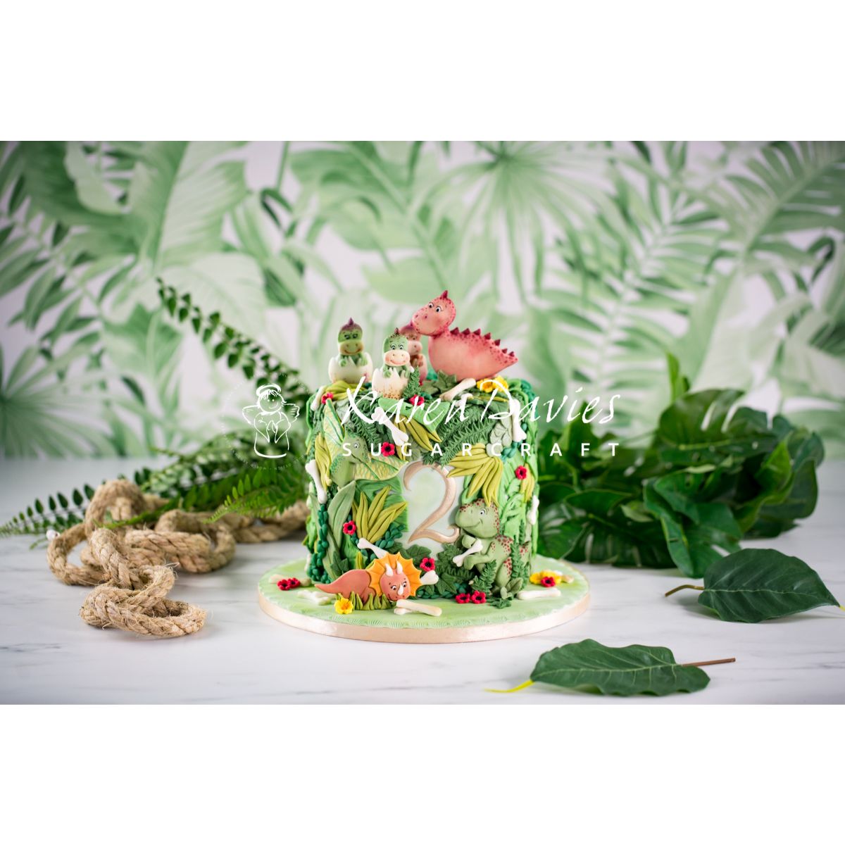 Molde de galletas de dinosaurio Karen Davies 2020