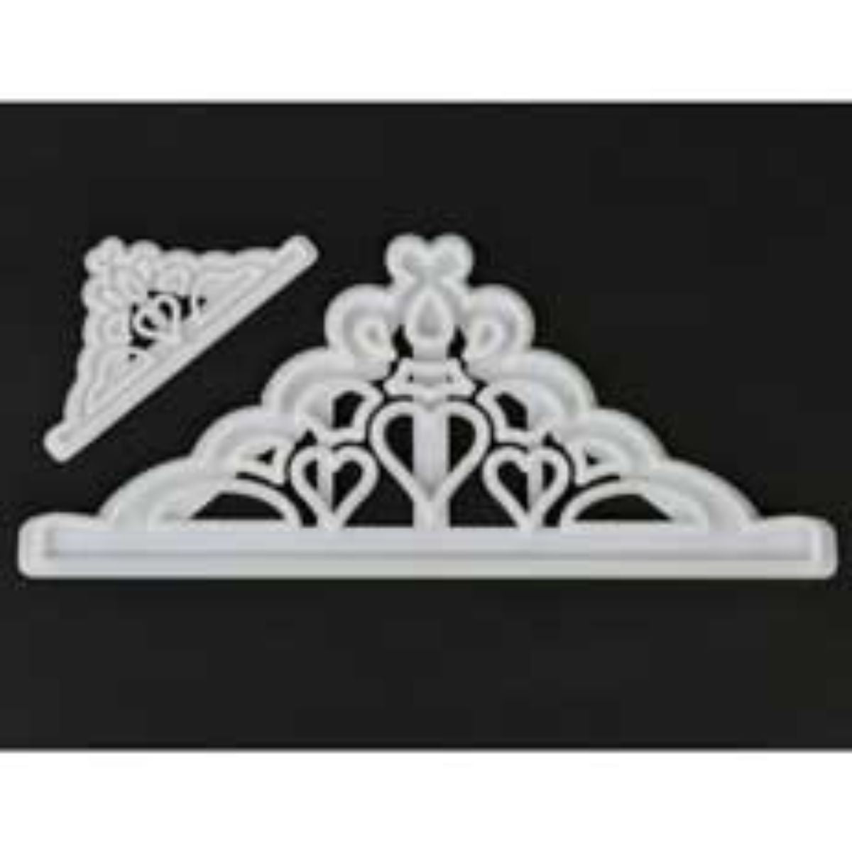 FMM Tiara Cutter Set of 2