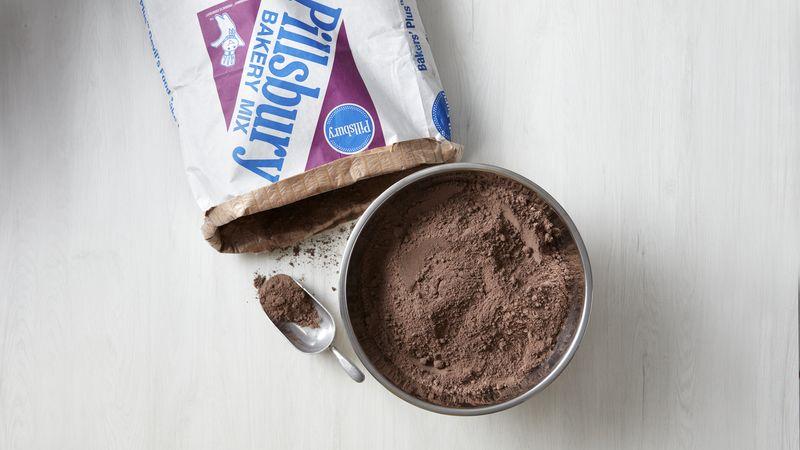 Pillsbury™ Bakers Plus Dark Devil's Food Cake Mix 50 lb Bag