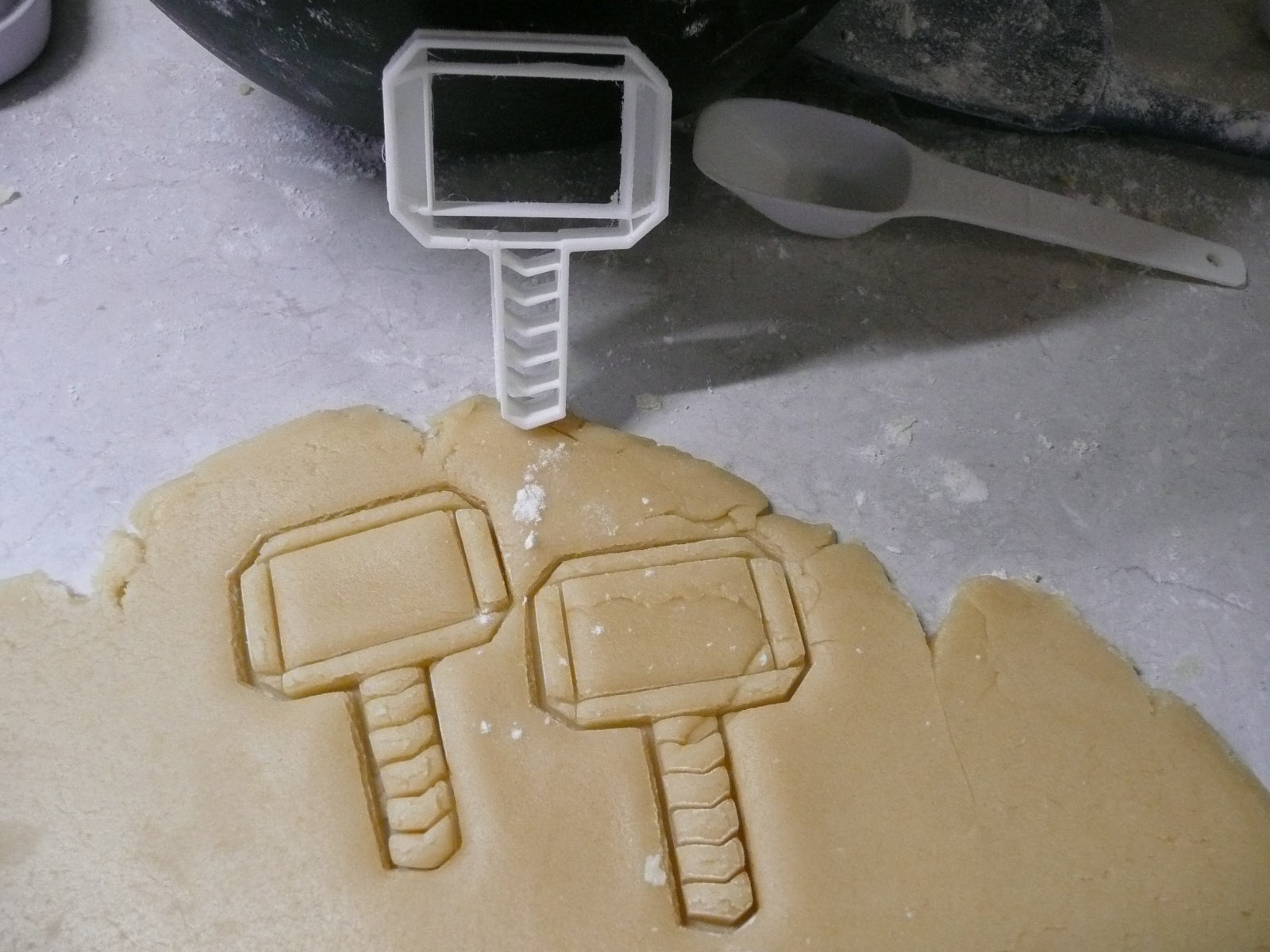Cortador de fondant martillo de Thor YNG