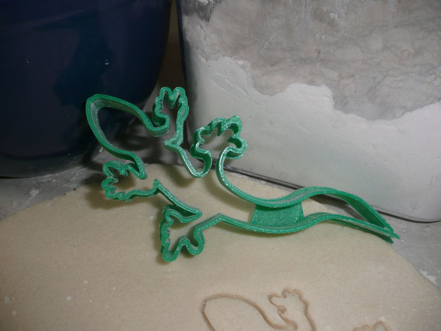 Cortador de fondant de gecko YNG