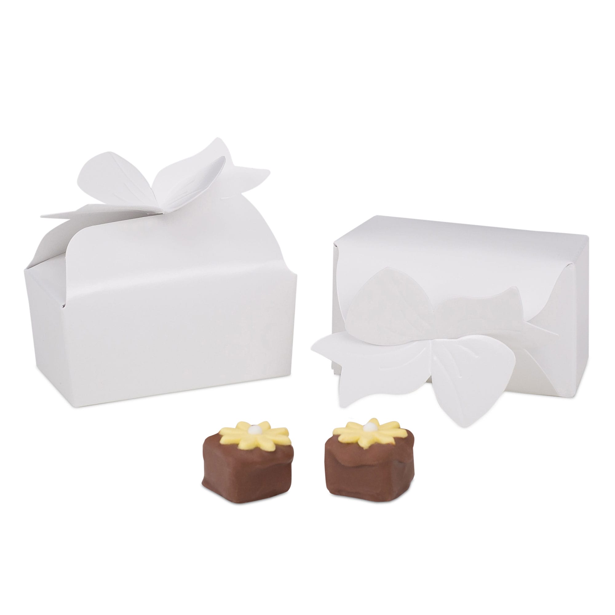 Cajas para recuerdos pequeñas blancas con lazo superior 17W - 2 5/8 x 1 1/2 x 1 3/16