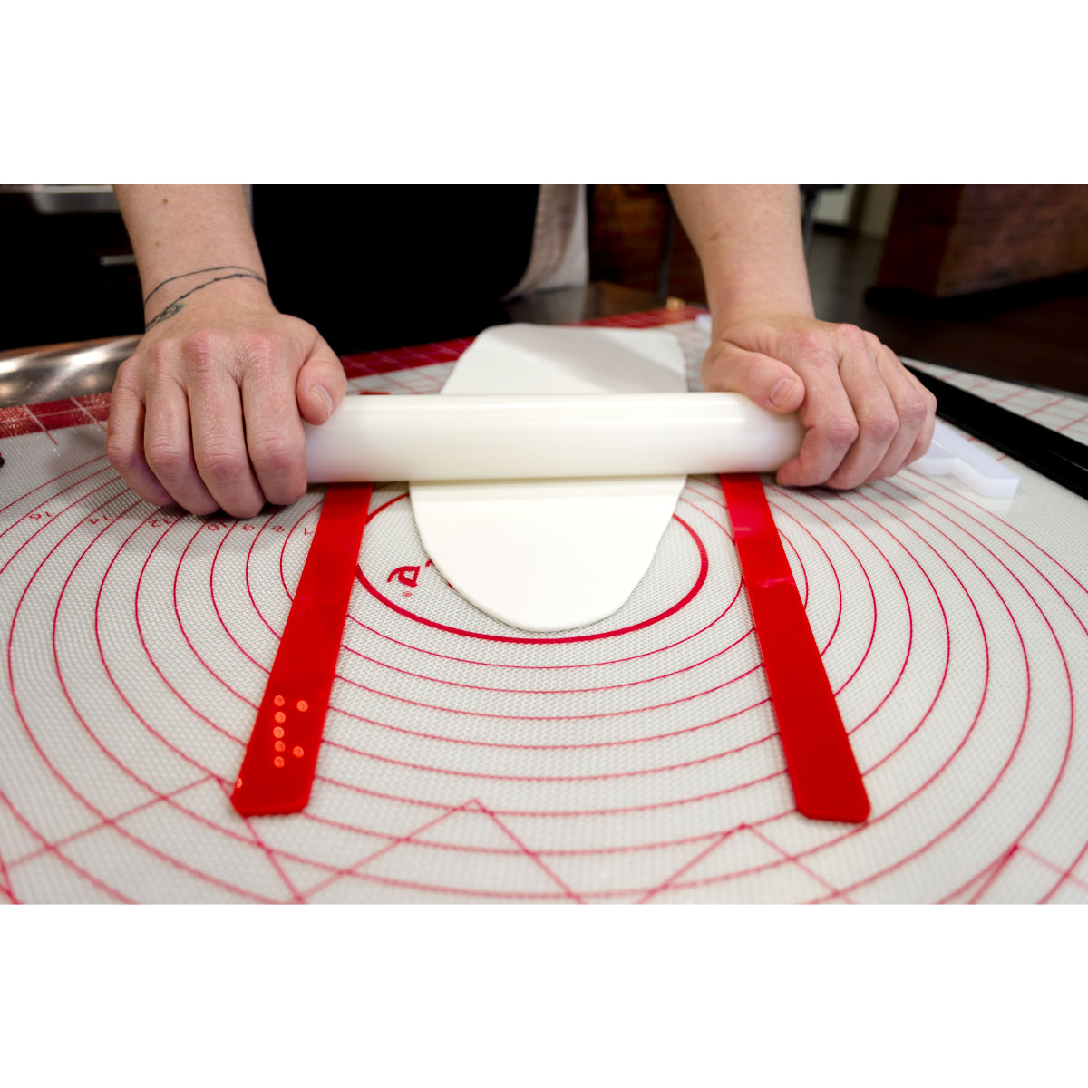 Fat Daddio's Polyethylene Plastic Rolling Rods — All Sizes - Bake Supply Plus
