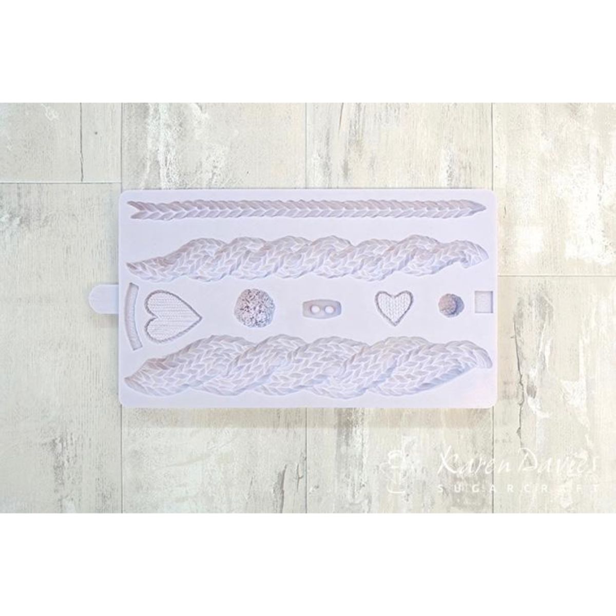 Karen Davies Rustic Cable Knit Mold