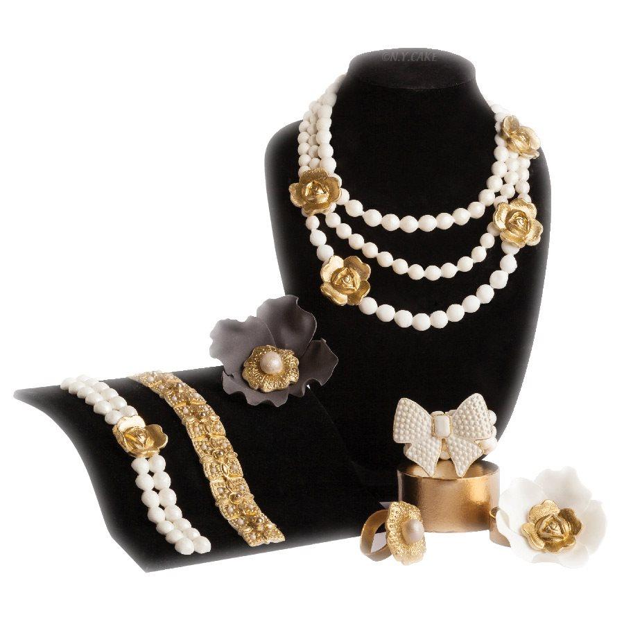 Diamond Encrusted Bow Mold