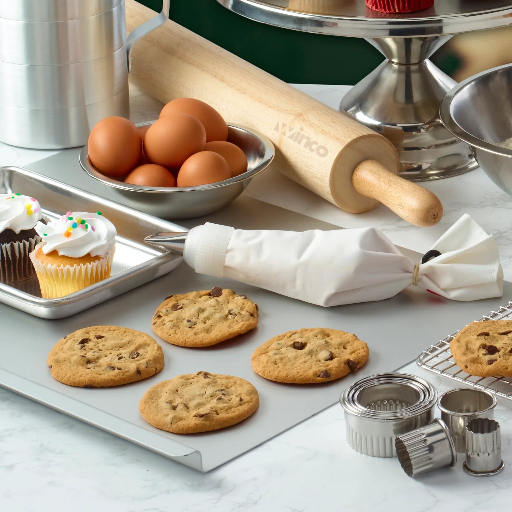 Winco Plastic Coated Pastry Bag: Various Sizes