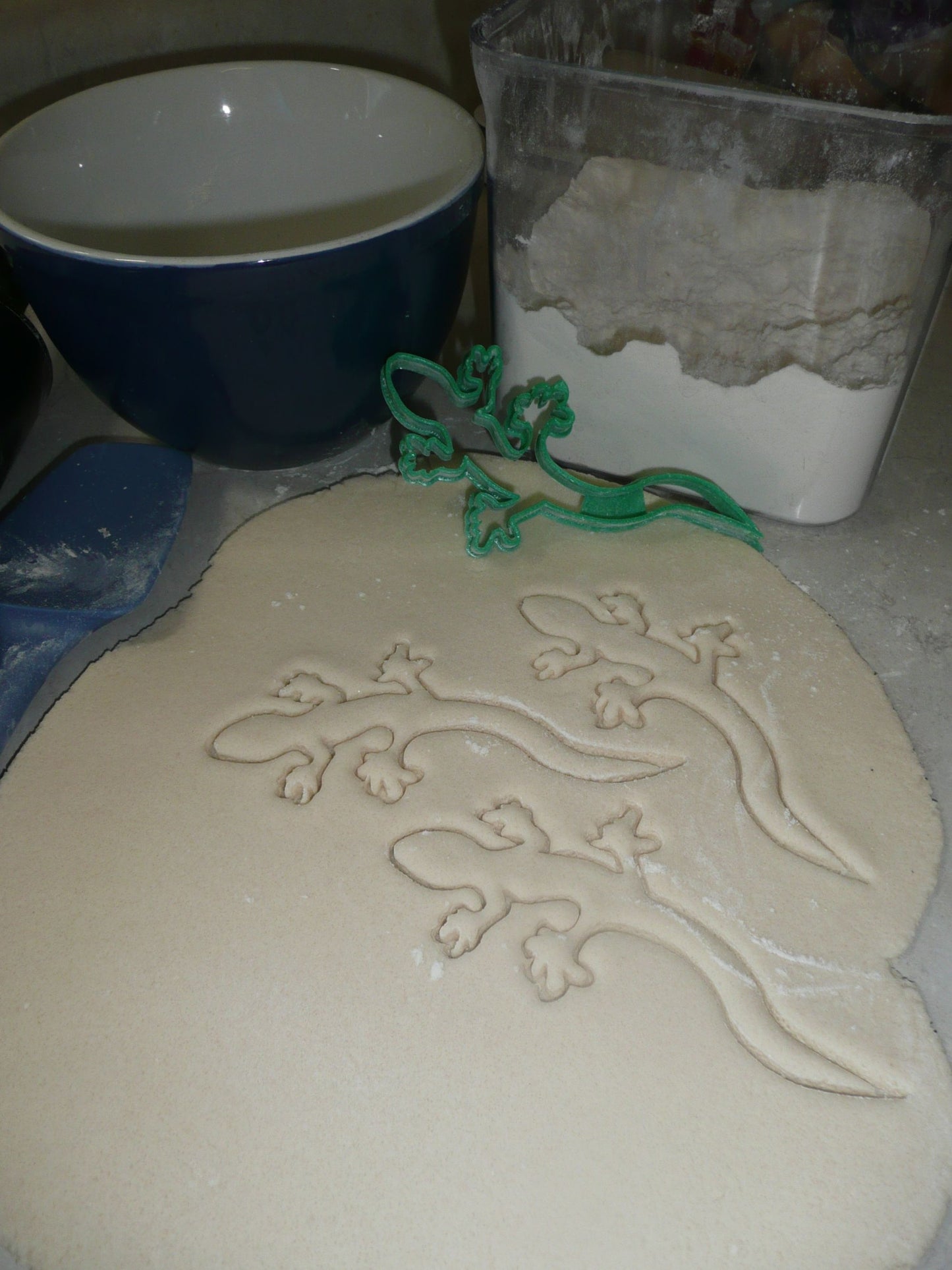Cortador de fondant de gecko YNG