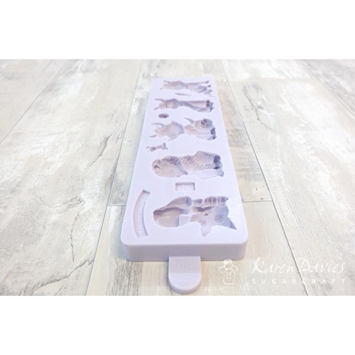 Karen Davies Cats By Alice Mold